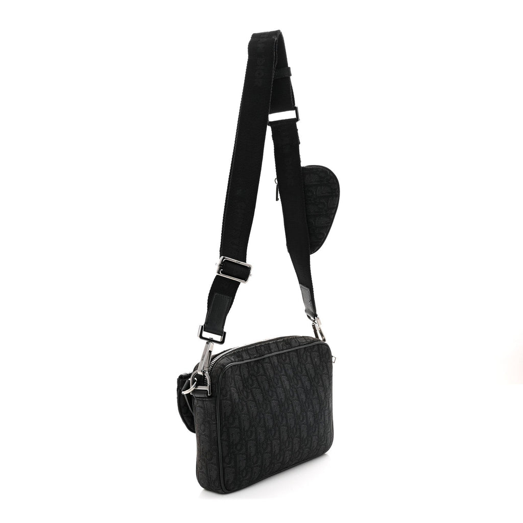 Oblique Saddle Triple Pouch Black wholesalehk.shop