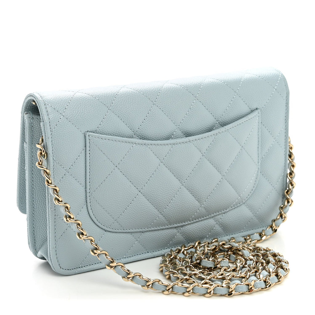 Caviar Quilted Wallet on Chain WOC Light Blue wholesalehk.shop