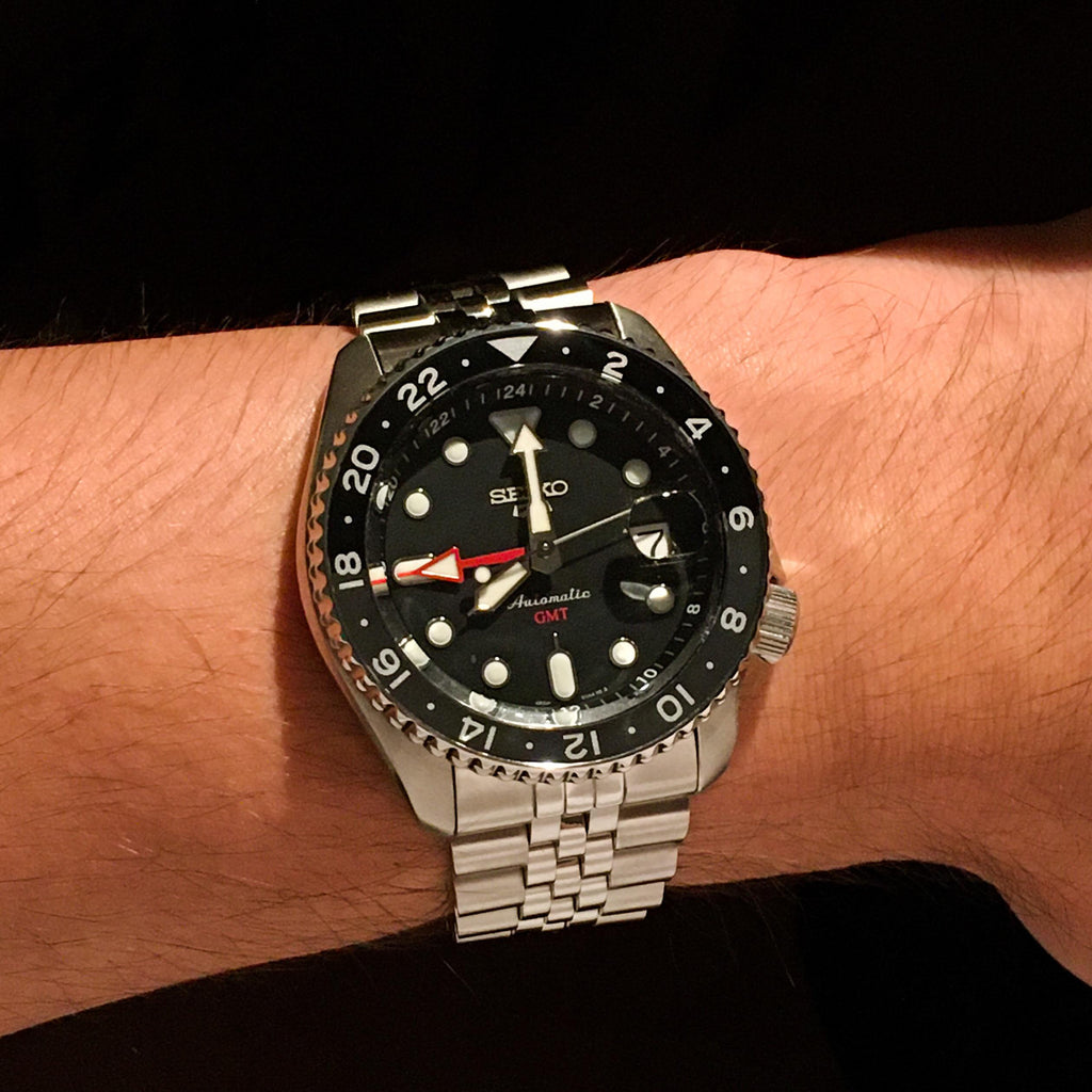Seiko 5 Sports Automatic GMT Black Dial Silver Steel Strap Watch For Men - SSK001K1 wholesalehk.shop