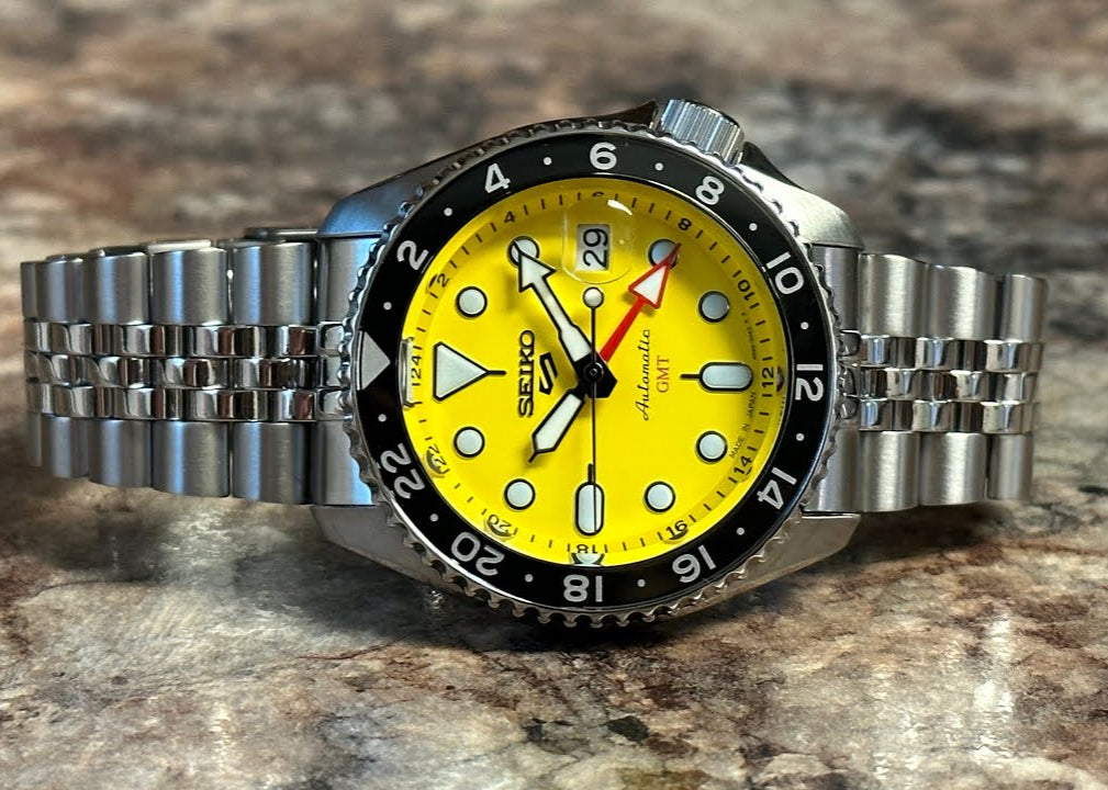 Seiko 5 Sport SKX GMT US Special Creation Automatic Yellow Dial Silver Steel Strap Watch for Men - SSK017K1 wholesalehk.shop