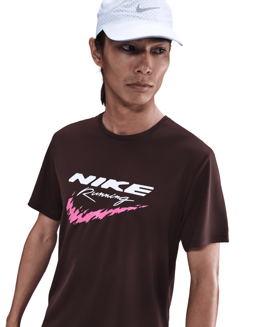 2026 New Arrival Men's Dri-FIT UV Running Miler Top :Burgundy Crush wholesalehk.shop