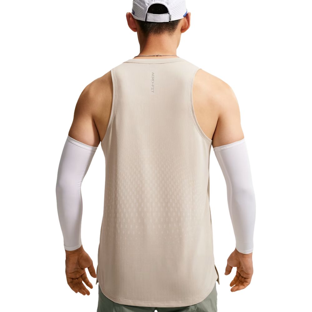 2026 New Arrival Men's Nike Stride Aero-FIT Running Tank Top wholesalehk.shop