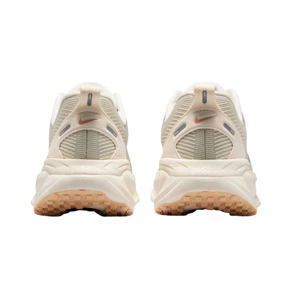 2026 New Arrival Vomero 18 Women's :Light Bone | Metallic Silver wholesalehk.shop