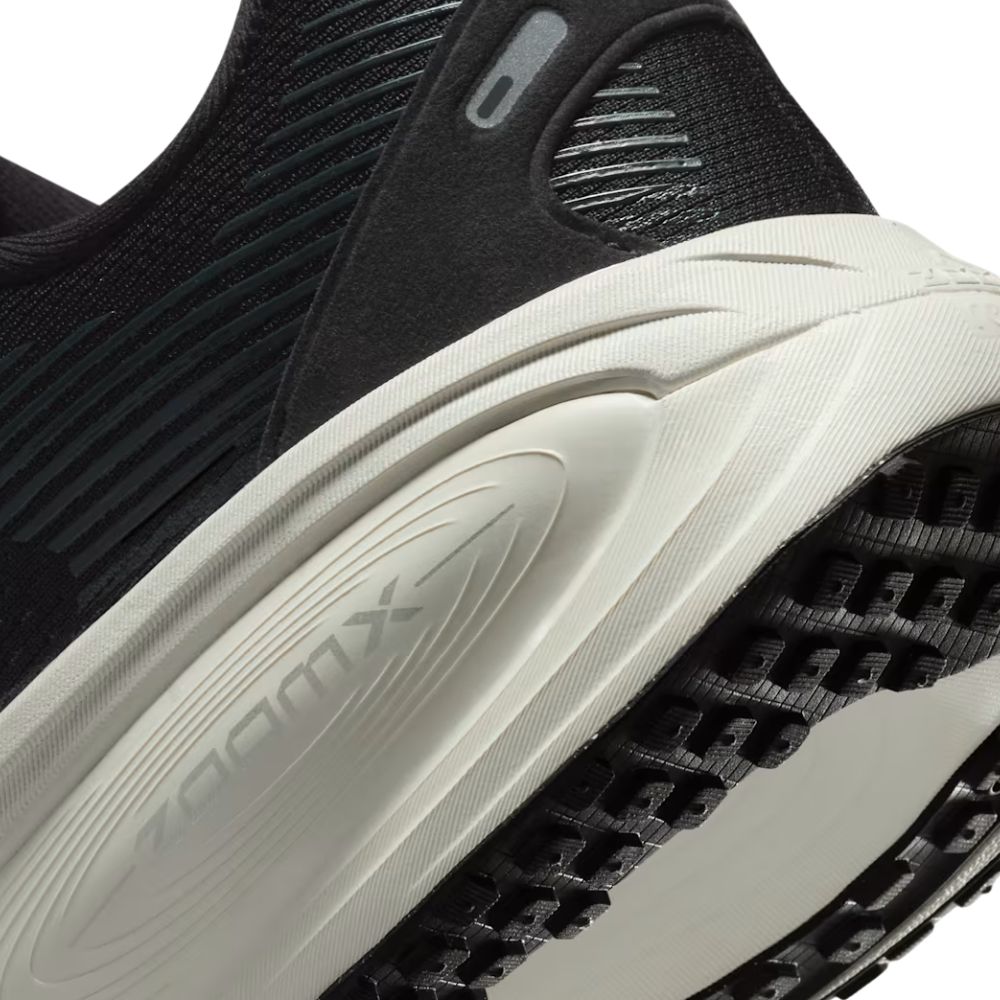 2026 New Arrival Vomero 18 Wide Men's :Black | Coconut Milk wholesalehk.shop