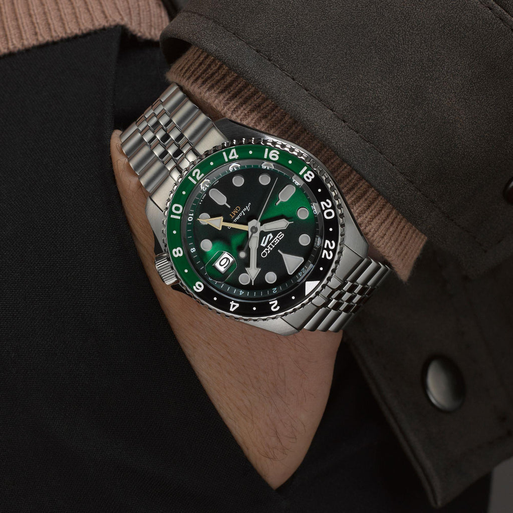 Seiko 5 Sports SKX GMT Automatic Green Dial Silver Steel Strap Watch For Men - SSK035K1 wholesalehk.shop