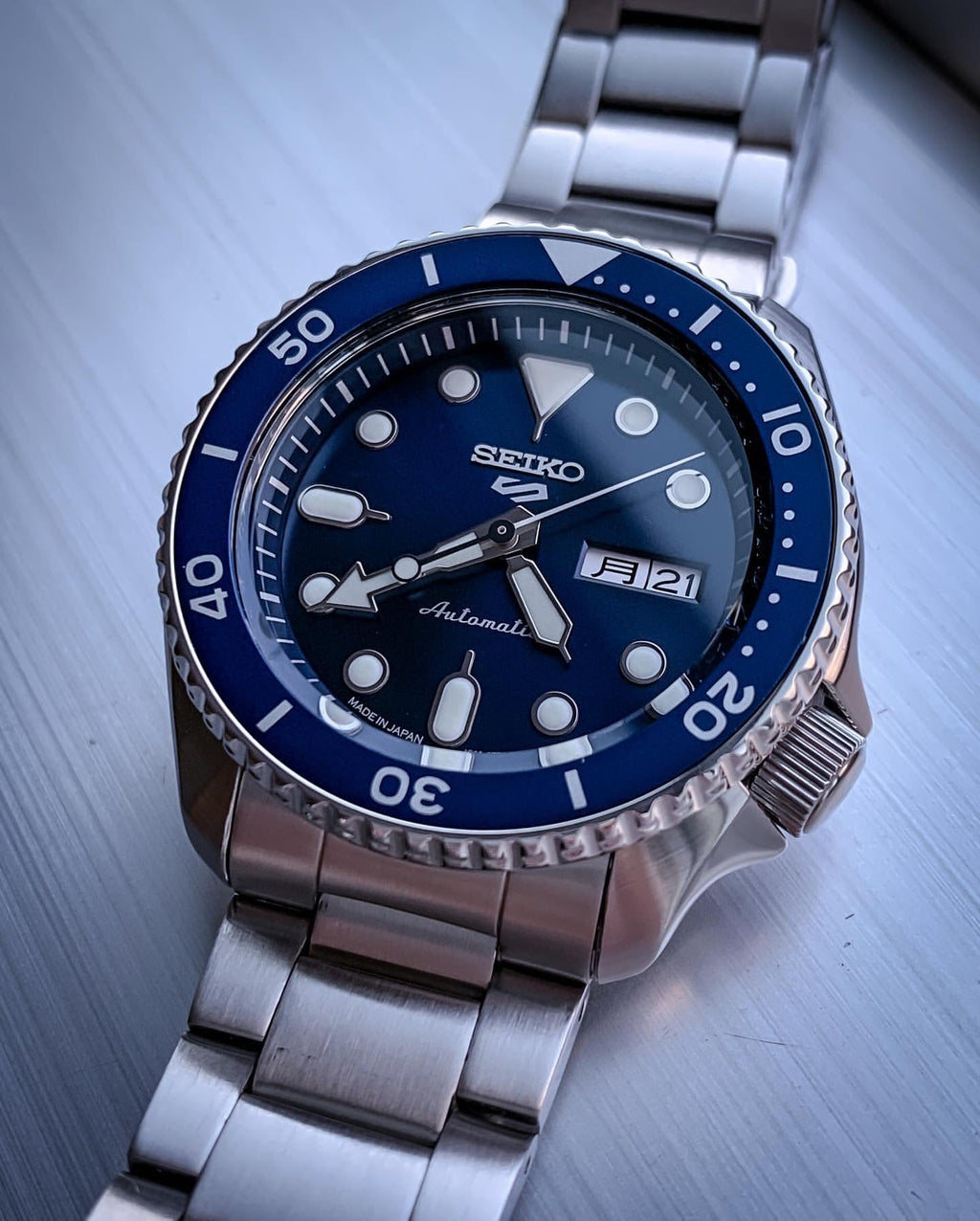 Seiko 5 Sports Automatic Analog Blue Dial Silver Steel Strap Watch For Men - SRPD51K1 wholesalehk.shop