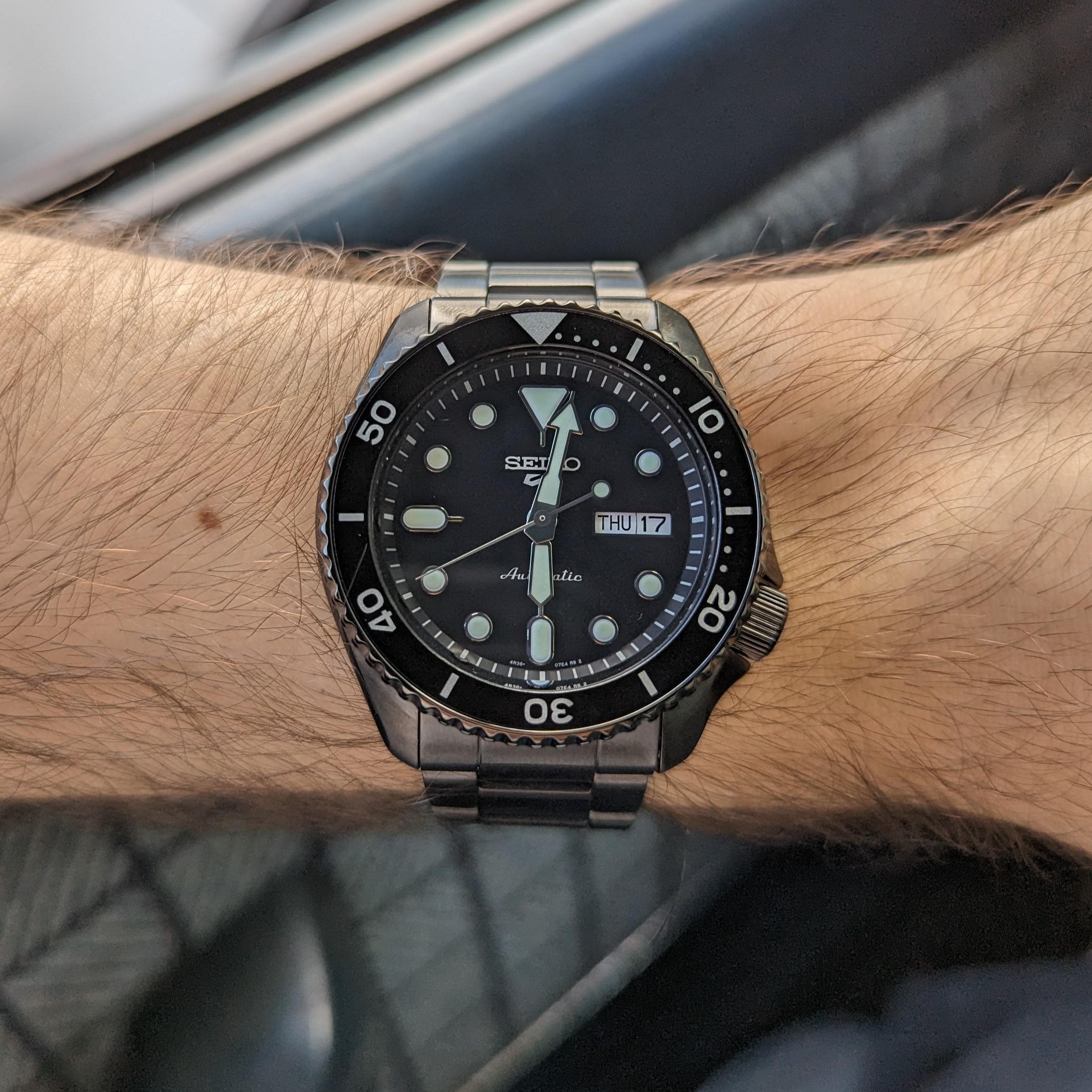 Seiko 5 Sports Automatic Black Dial Black Steel Strap Watch For Men - SRPD65K1 wholesalehk.shop