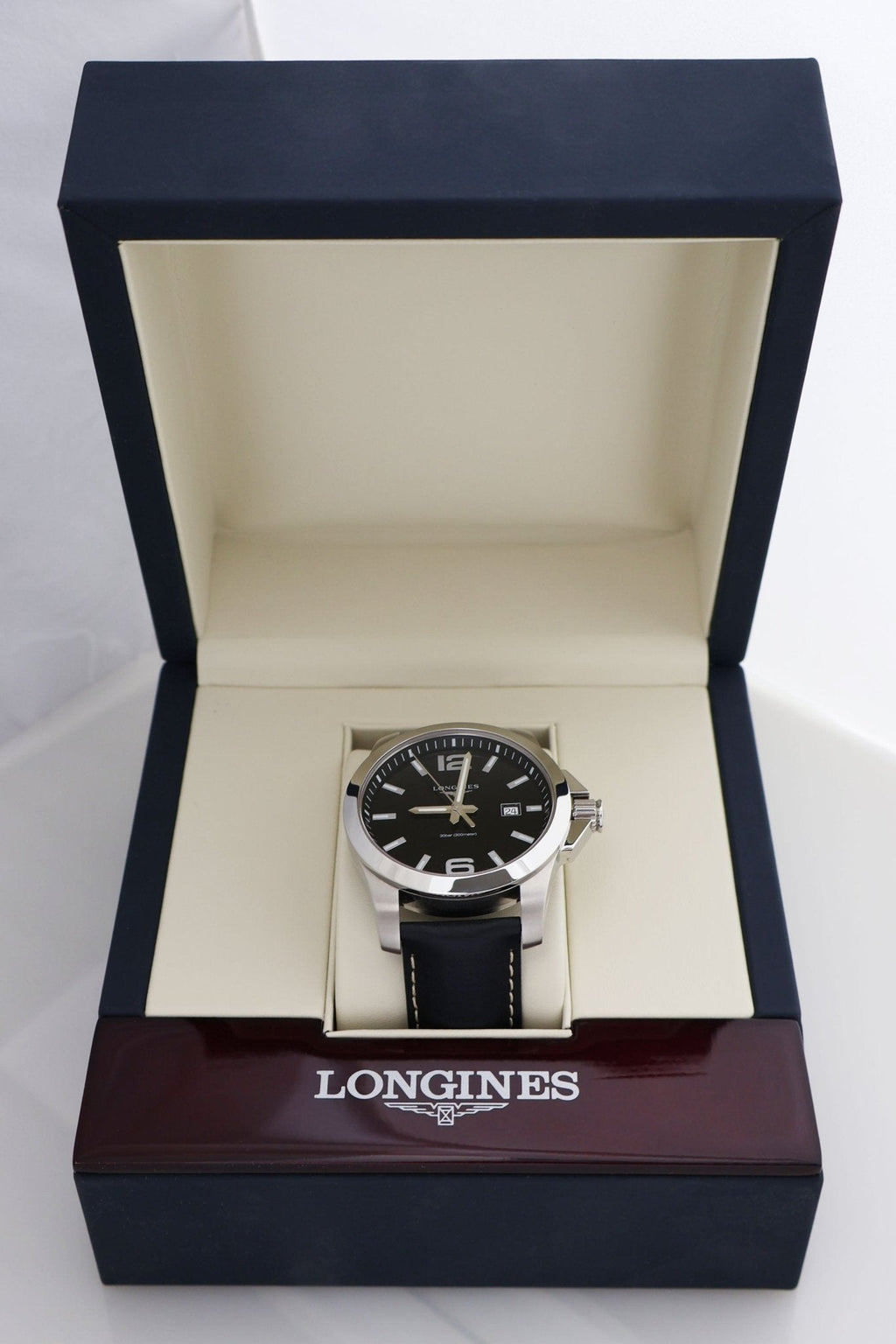 Longines Conquest Stainless Steel Black Dial Black Leather Strap Date Divers Quartz Mens Watch L3.760.4.56.3 wholesalehk.shop