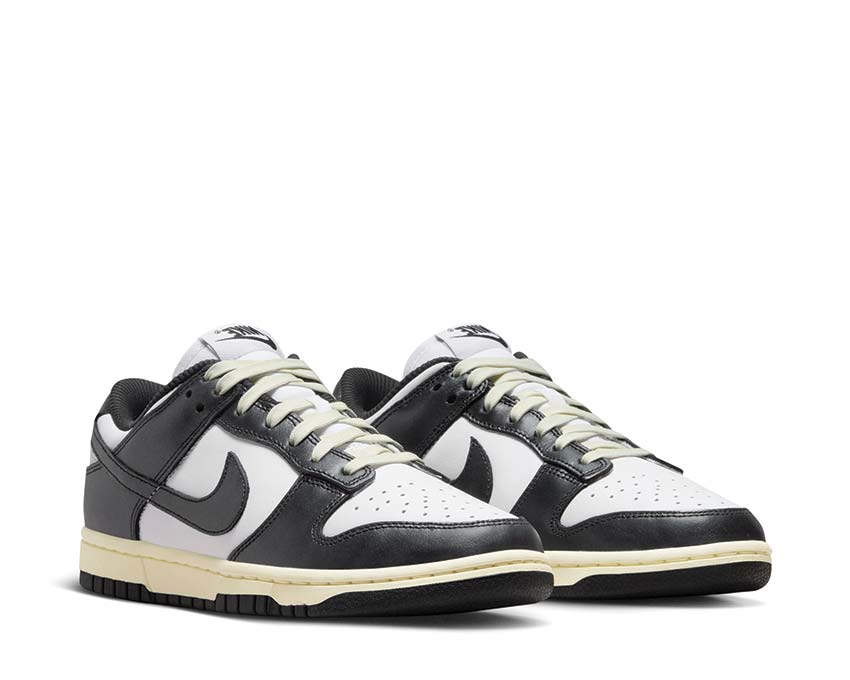 Nike Dunk Low W