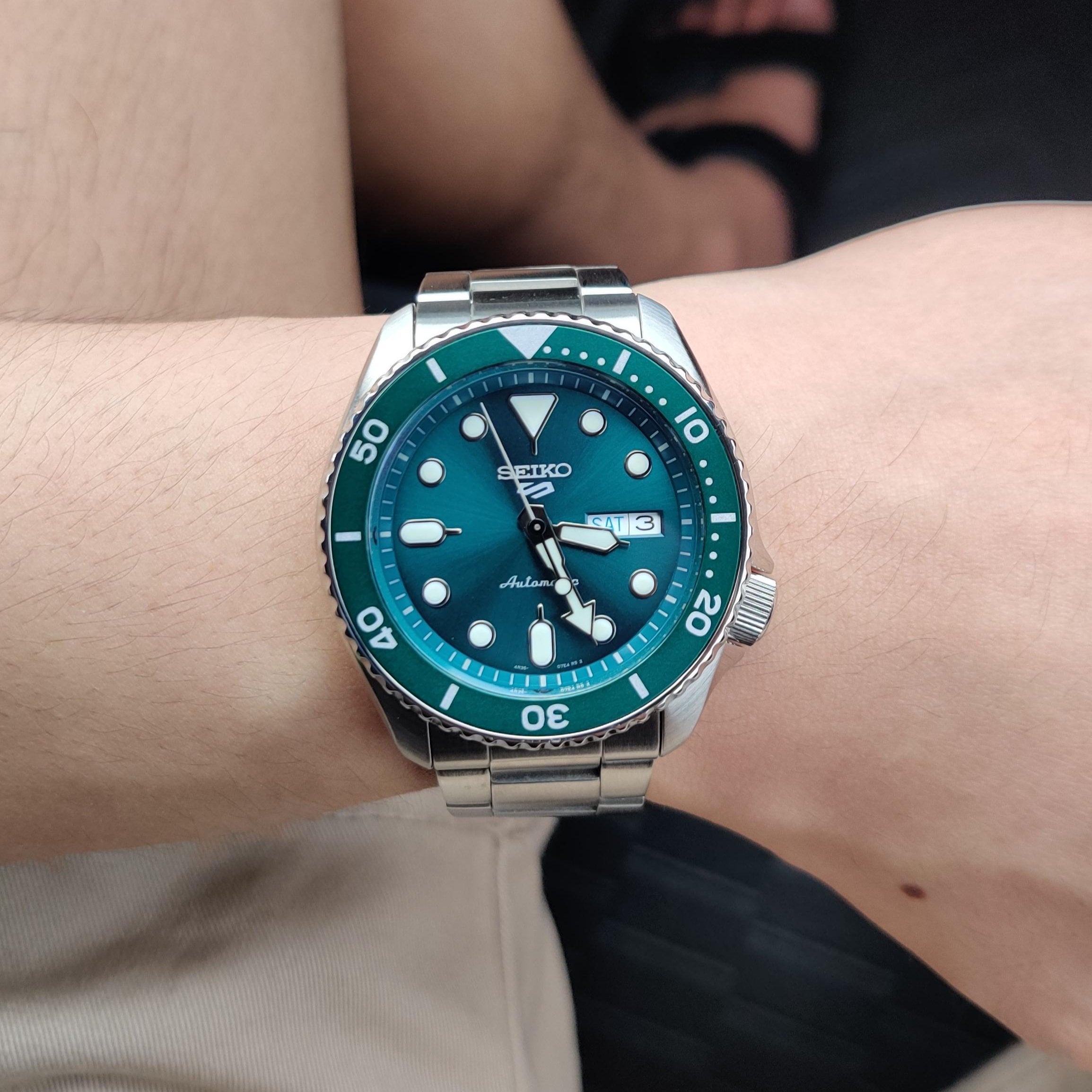 Seiko 5 Sports Automatic Green Dial Silver Steel Strap Watch For Men - SRPD61K1 wholesalehk.shop
