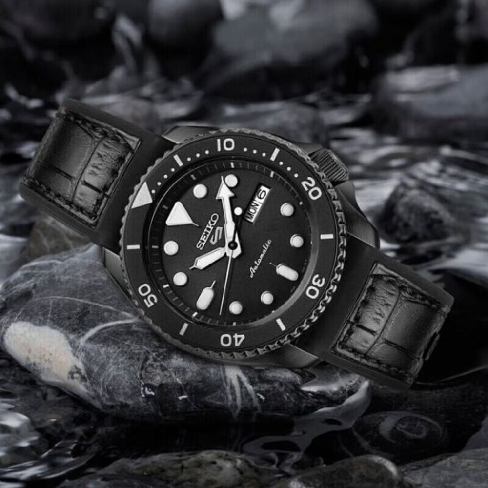 Seiko 5 Sport Automatic Black Dial Black Silicone Strap Watch For Men - SRPD65K3 wholesalehk.shop