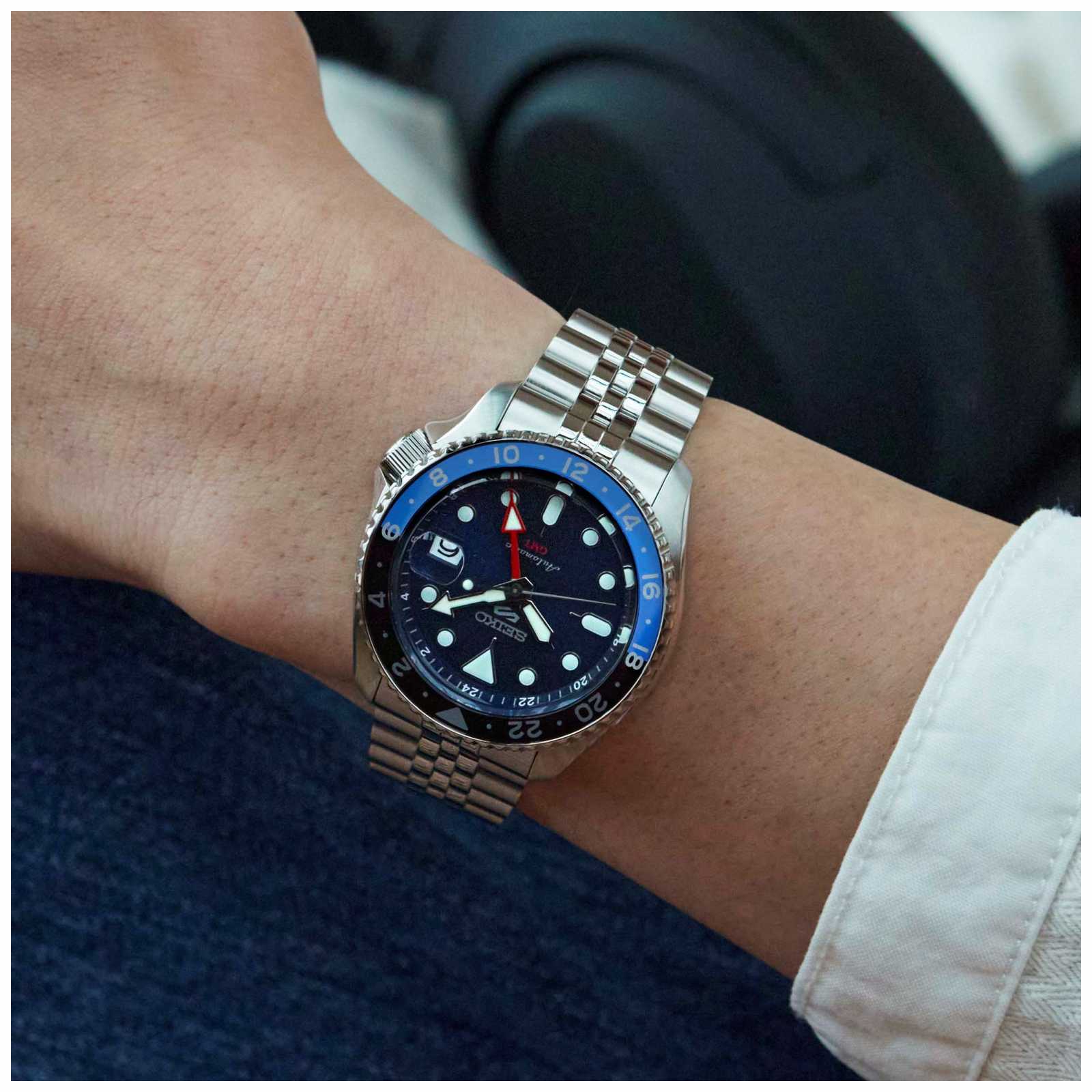 Seiko 5 Sports GMT SKX Automatic Blueberry Dial Silver Steel Strap Watch For Men - SSK003K1 wholesalehk.shop