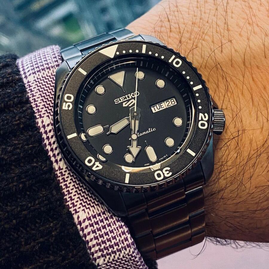 Seiko 5 Sports Automatic Black Dial Black Steel Strap Watch For Men - SRPD65K1 wholesalehk.shop