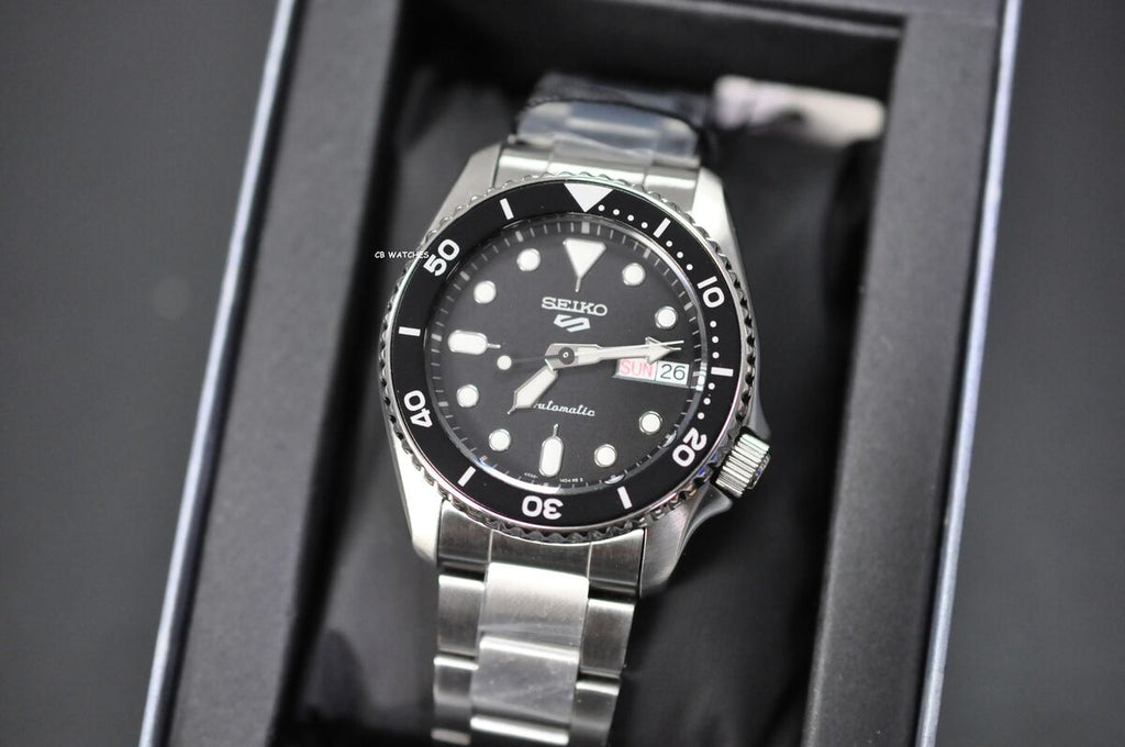 Seiko 5 Sports SKX Automatic Black Dial Silver Steel Strap Watch For Men - SRPK29K1 wholesalehk.shop