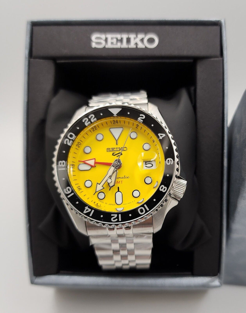 Seiko 5 Sport SKX GMT US Special Creation Automatic Yellow Dial Silver Steel Strap Watch for Men - SSK017K1 wholesalehk.shop