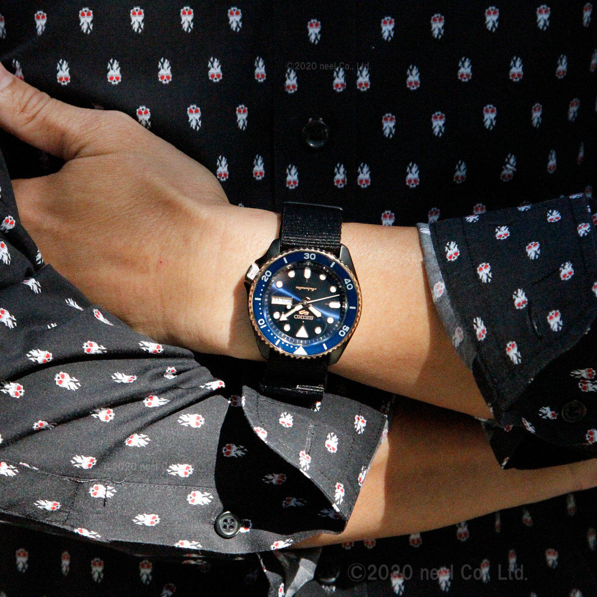 Seiko 5 Sports Automatic Blue Dial Black NATO Strap Watch for Men - SBSA098 wholesalehk.shop