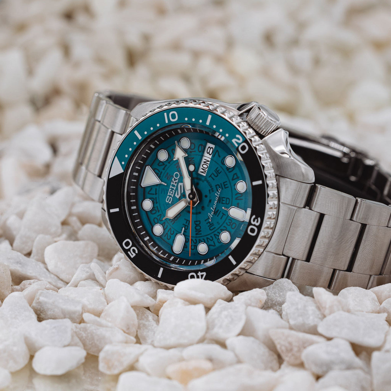 Seiko 5 Sports SKX Skeleton Green Dial Silver Steel Strap Watch For Men - SRPJ45K1 wholesalehk.shop