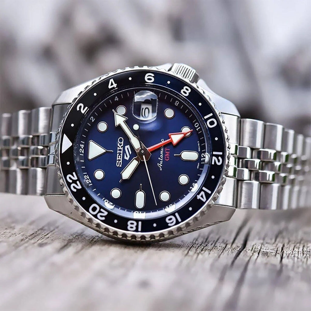 Seiko 5 Sports GMT SKX Automatic Blueberry Dial Silver Steel Strap Watch For Men - SSK003K1 wholesalehk.shop