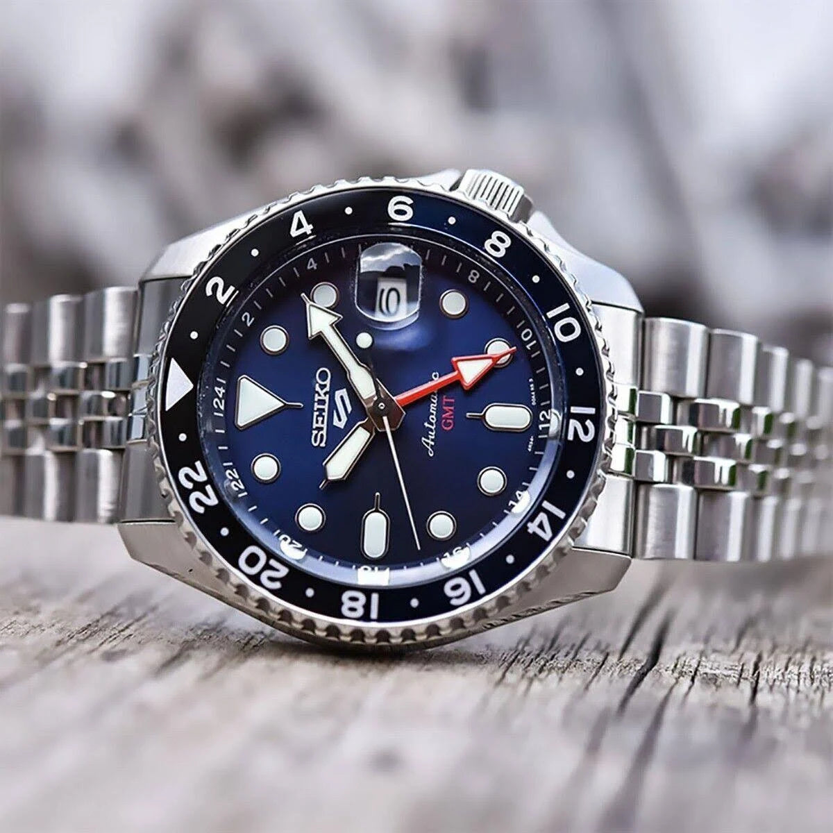 Seiko 5 Sports GMT SKX Automatic Blueberry Dial Silver Steel Strap Watch For Men - SSK003K1 wholesalehk.shop