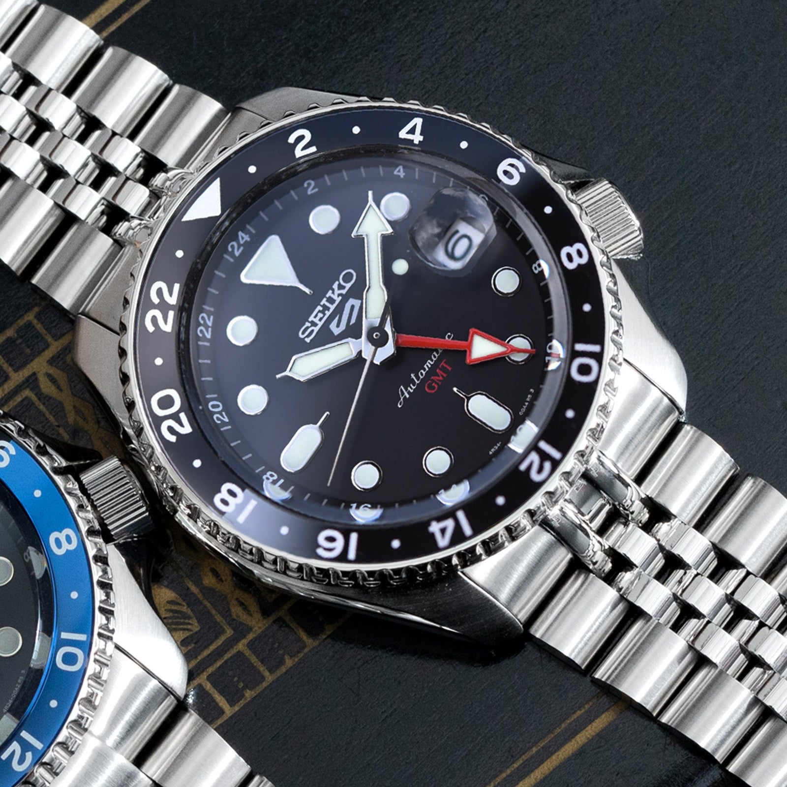 Seiko 5 Sports Automatic GMT Black Dial Silver Steel Strap Watch For Men - SSK001K1 wholesalehk.shop