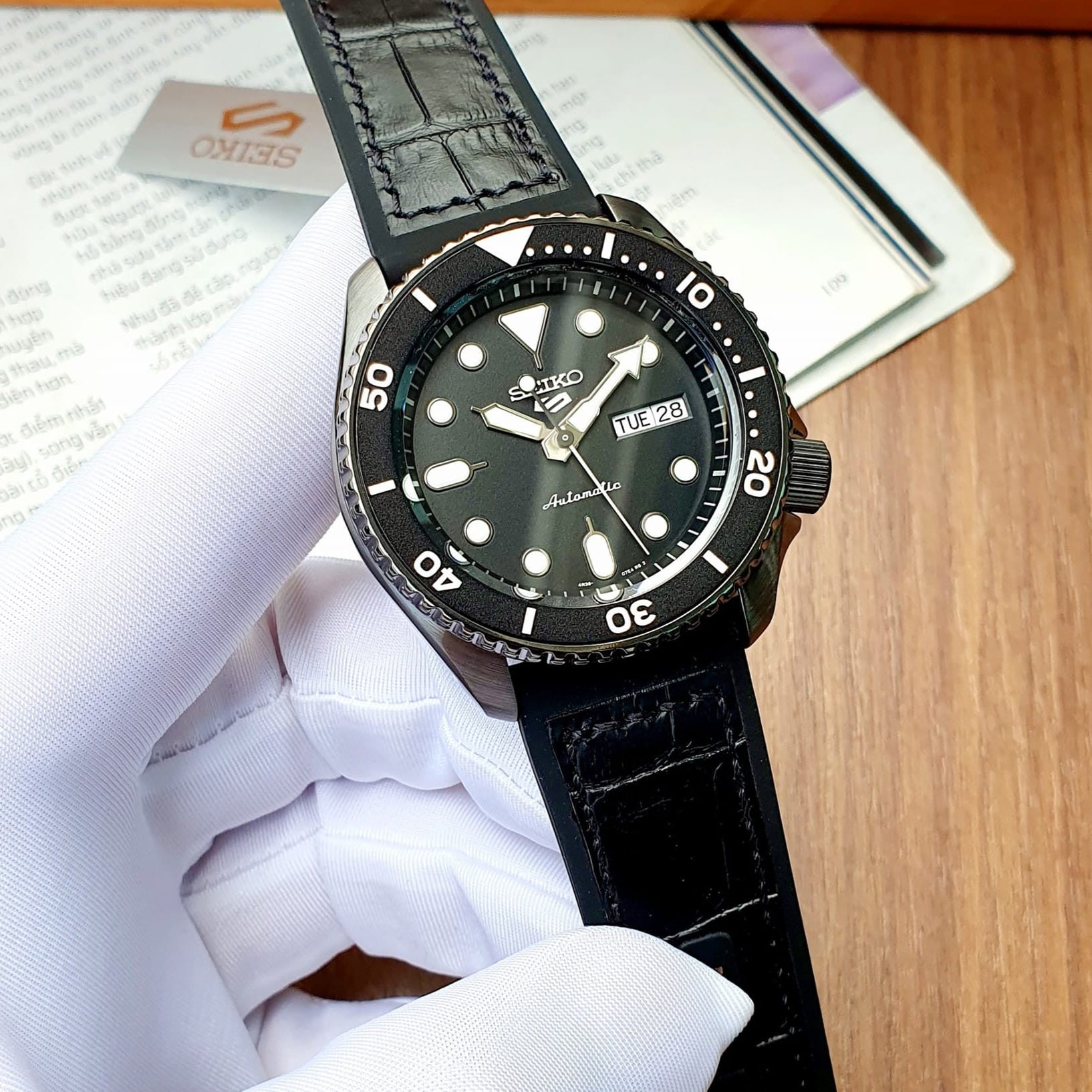 Seiko 5 Sport Automatic Black Dial Black Silicone Strap Watch For Men - SRPD65K3 wholesalehk.shop