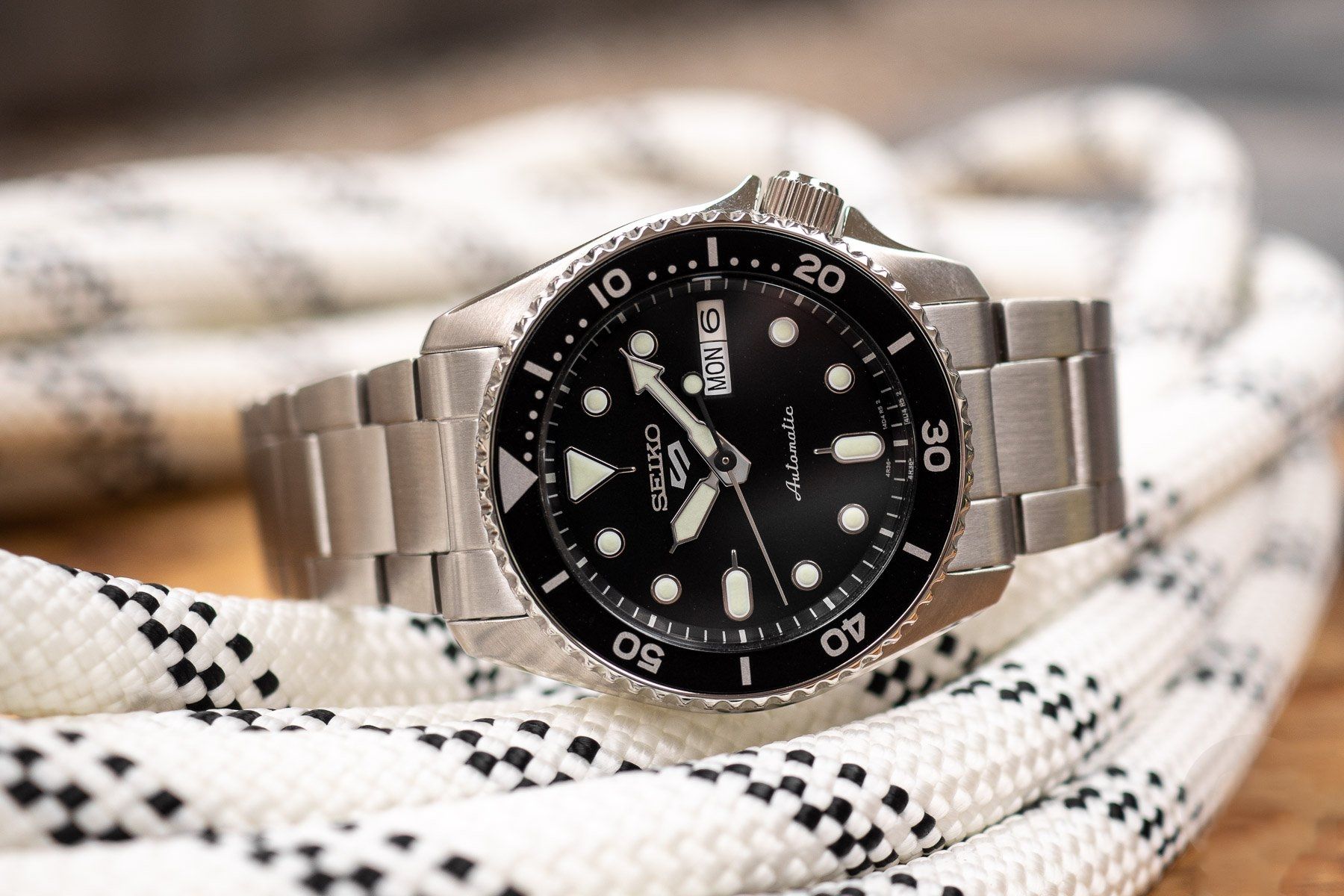 Seiko 5 Sports SKX Automatic Black Dial Silver Steel Strap Watch For Men - SRPK29K1 wholesalehk.shop